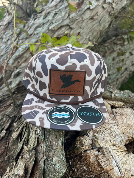 KIDS - Duck Silhouette - Camo Rope Hat: Mossy Oak Bottomland