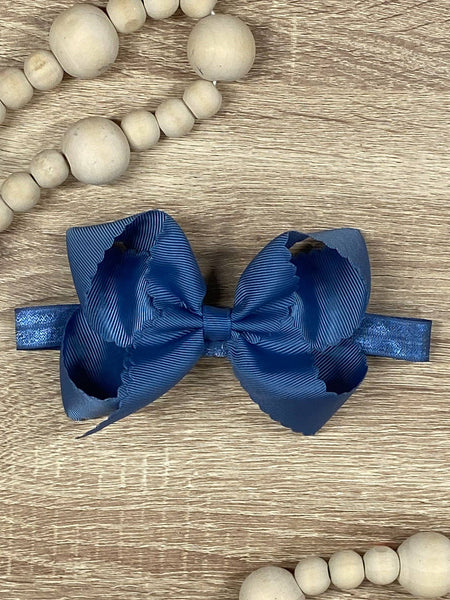 Classic Scalloped Bow - Headband - 4.5": Hot Pink