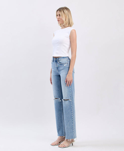 HIGH RISE DISTRESSED SLIM WIDE JEANS F6011: GLORIETTA
