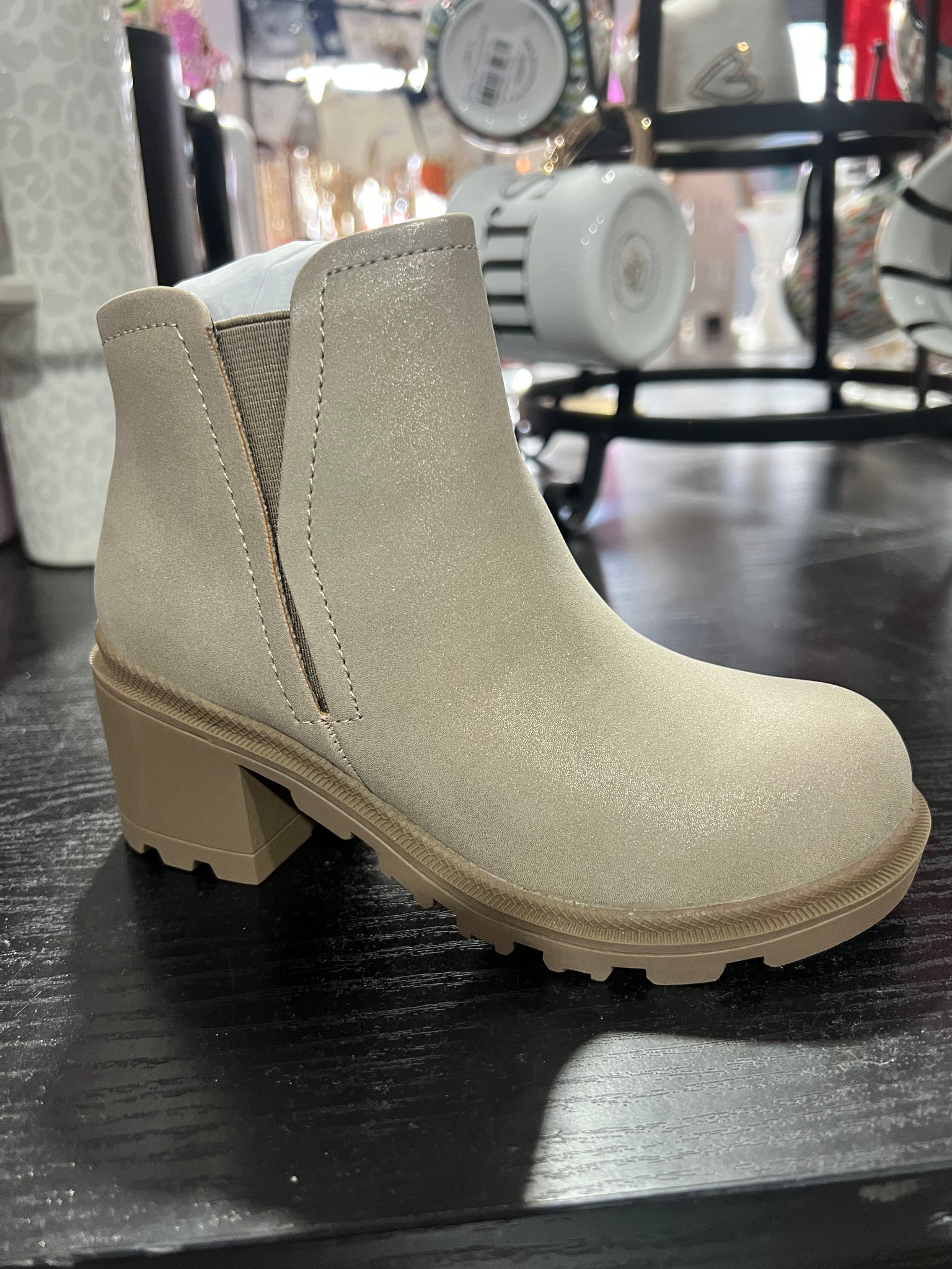 Kid Natania taupe booties