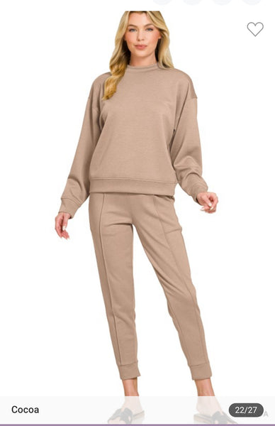 Scuba mock neck pullover & jogger set