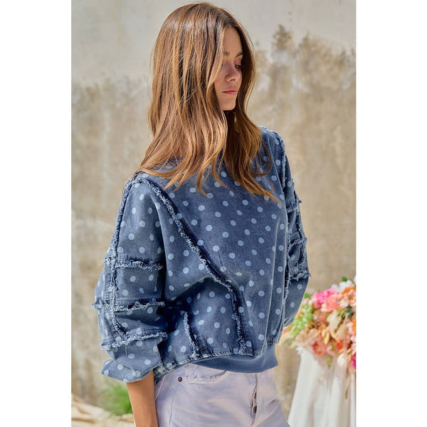POLKA DOT PRINTED WASHED DENIM FRAYED EDGE DETAIL TOP: