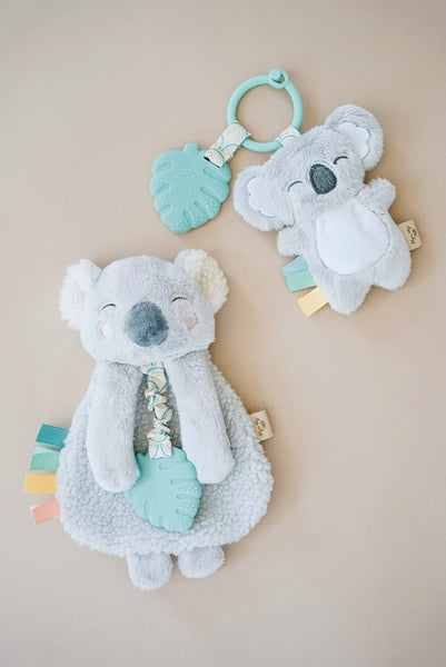 Itzy Pal™ Plush + Teether: Rainbow