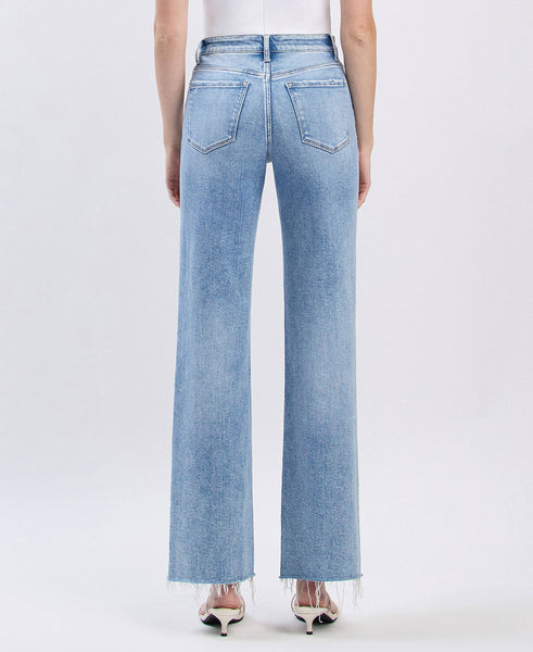 HIGH RISE DISTRESSED SLIM WIDE JEANS F6011: GLORIETTA