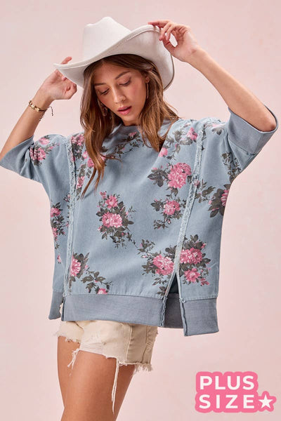 FLOWER PRINTED DENIM OPENSEAM DETAIL SHORT SLEEVES TOP: DENIM / 1X