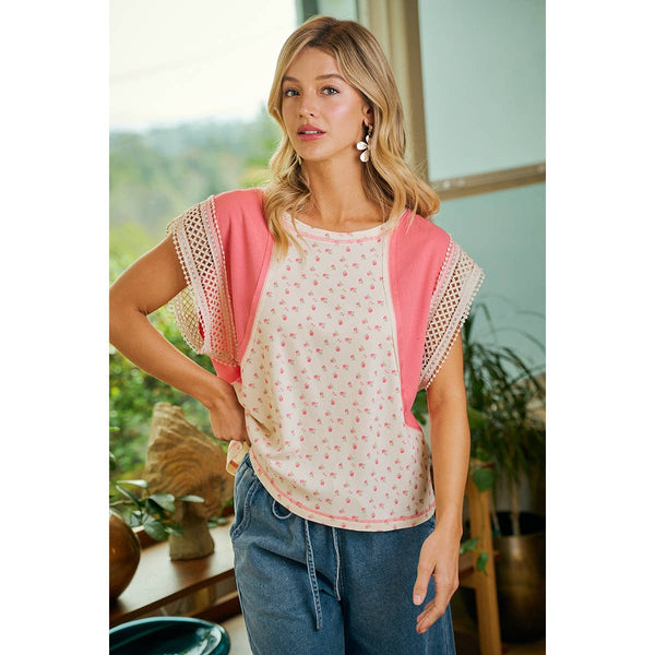 FLORAL RIB KNIT WITH CROCHET TRIM SLEEVES TOP: CORAL PINK / S