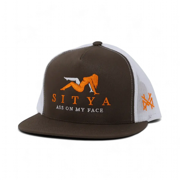 Sitya Trucker Hat: 7 Panel Black