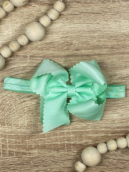 Classic Scalloped Bow - Headband - 4.5": Hot Pink