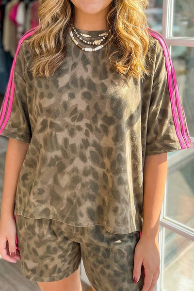 LAS Contrast Striped Accent Leopard Short Set