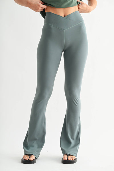 Venice Crossover Waist Yoga Pants: BLACK