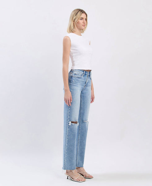 HIGH RISE DISTRESSED SLIM WIDE JEANS F6011: GLORIETTA