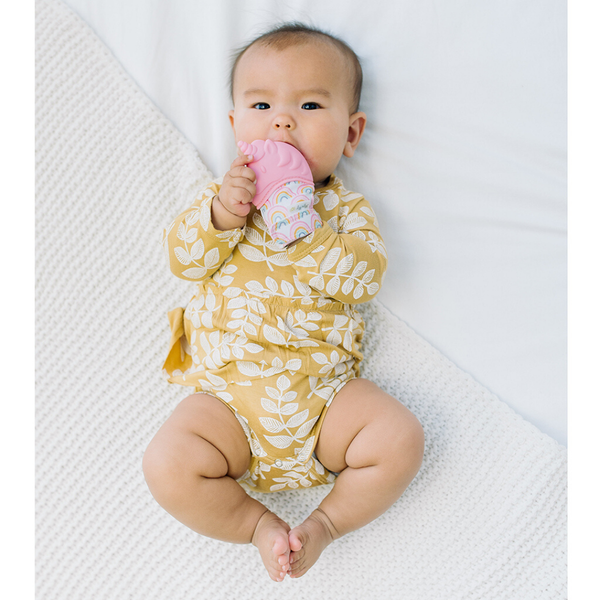 Itzy Mitt™ Silicone Teething Mitts: Leopard