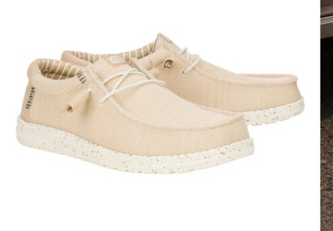 Hey dude Wally stretch sox Irish cream