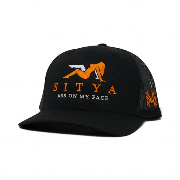 Sitya Trucker Hat: 7 Panel Black