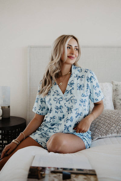 Toile Print Coquette Bows Cute Pajamas: Light Blue / S