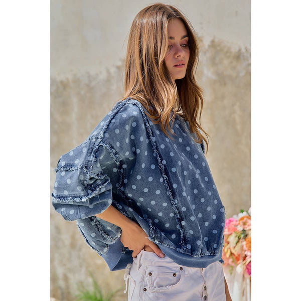 POLKA DOT PRINTED WASHED DENIM FRAYED EDGE DETAIL TOP: