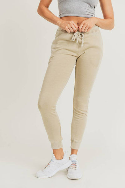 Skinny Fleece Joggers with Zippered Pockets: NATURAL