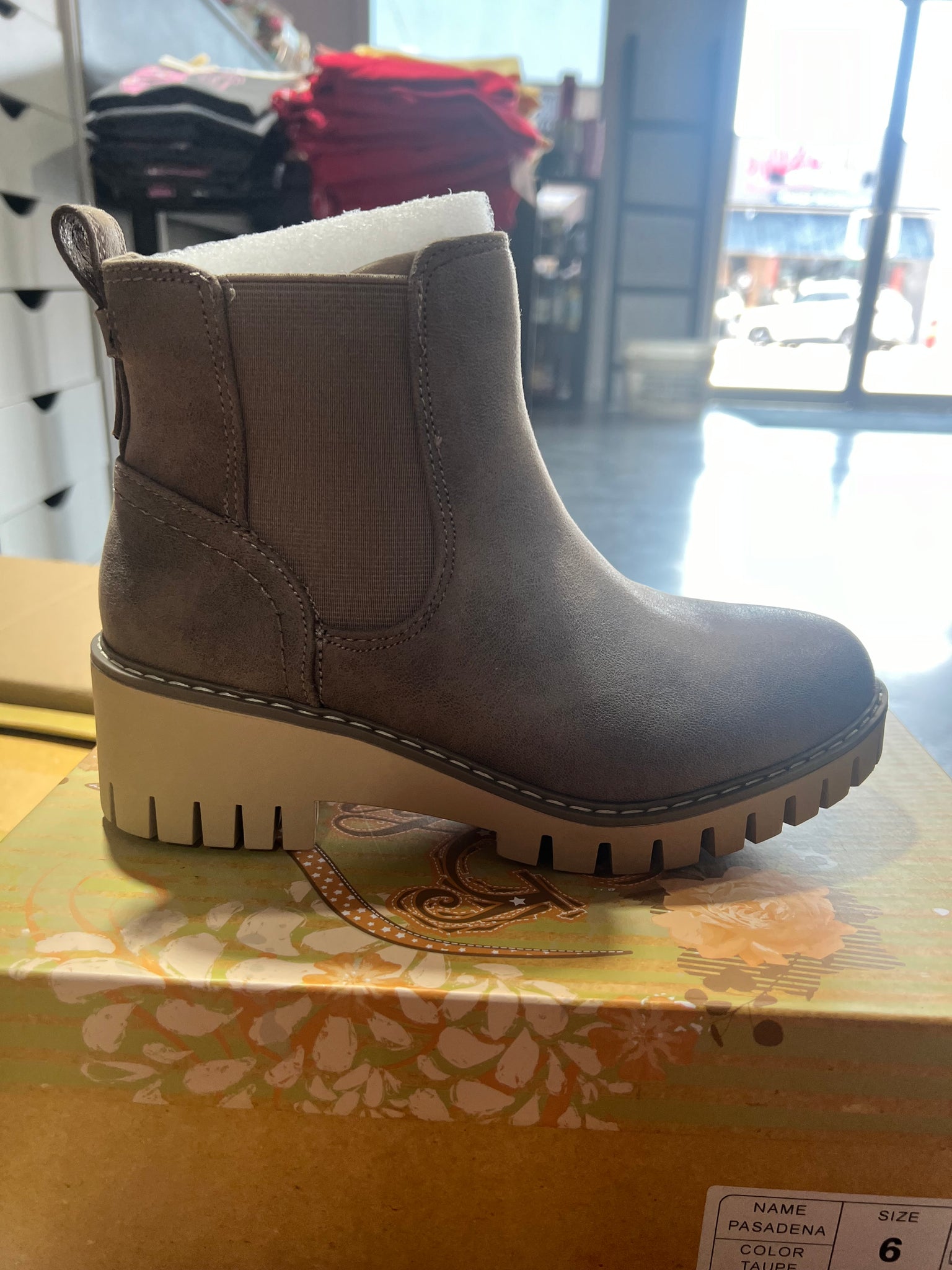 Pasadena boot taupe