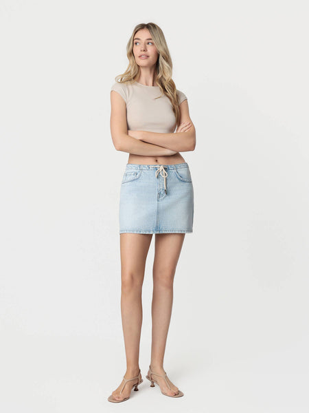 MID RISE LIGHT WASH DRAWSTRING MINI SKIRT: HAPPY NOW