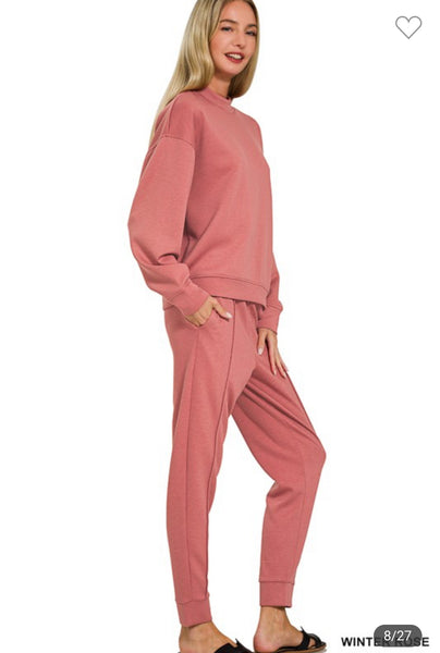 Scuba mock neck pullover & jogger set