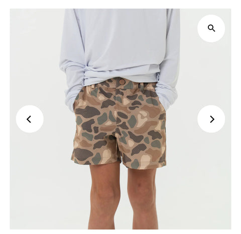 Youth everyday shorts pin tail camo