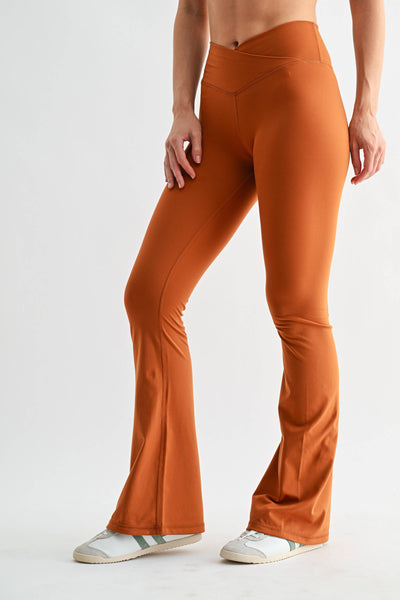 Venice Crossover Waist Yoga Pants: BLACK