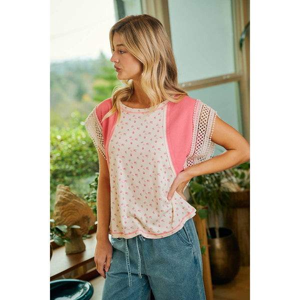 FLORAL RIB KNIT WITH CROCHET TRIM SLEEVES TOP: CORAL PINK / S