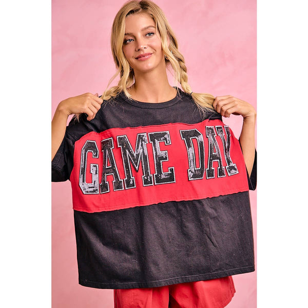 WOMENS GAMEDAY COLORBLOCK APPLIQUE RELAXED FIT T SHIRT: BLACK/RED