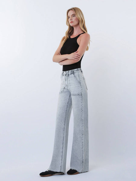 HIGH RISE UTILITY POCKET DRAWSTRING WIDE LEG JEANS F6112: INNOVATION