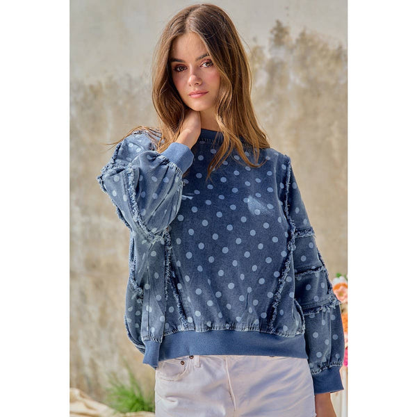 POLKA DOT PRINTED WASHED DENIM FRAYED EDGE DETAIL TOP: