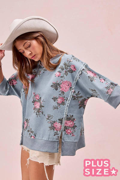 FLOWER PRINTED DENIM OPENSEAM DETAIL SHORT SLEEVES TOP: DENIM / 1X