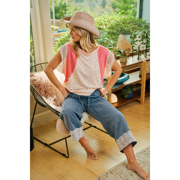 FLORAL RIB KNIT WITH CROCHET TRIM SLEEVES TOP: CORAL PINK / S