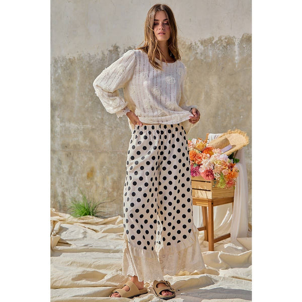 LINEN BLEND POLKA DOT PRINTED RUFFLE LACE HEM PANTS: CREAM/BLACK