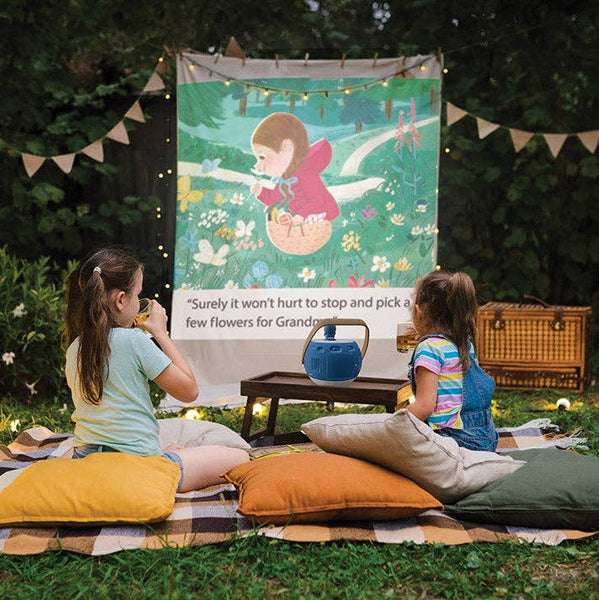 Luna StoryTime Projector – Classic Starter Set
