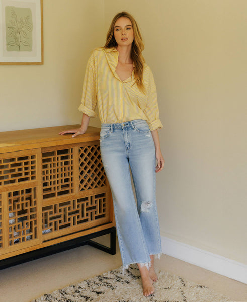 HIGH RISE DISTRESSED CROP SLIM WIDE JEANS F6037: EZRA