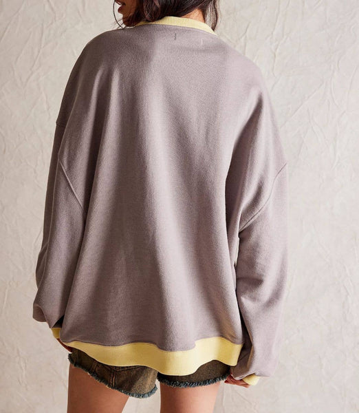 Solid Color Round Neck Fork Loose Sweatshirt Sweater: Off-white