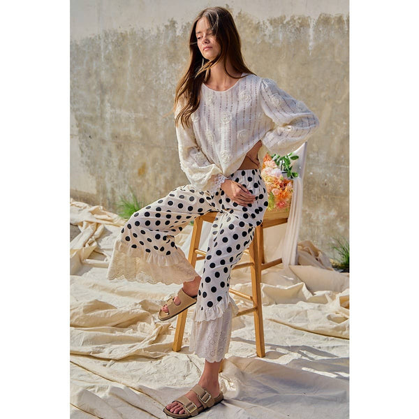 LINEN BLEND POLKA DOT PRINTED RUFFLE LACE HEM PANTS: CREAM/BLACK