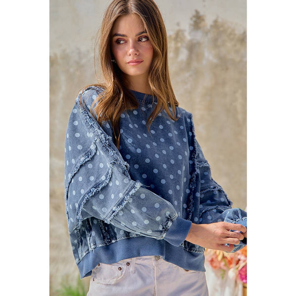 POLKA DOT PRINTED WASHED DENIM FRAYED EDGE DETAIL TOP: