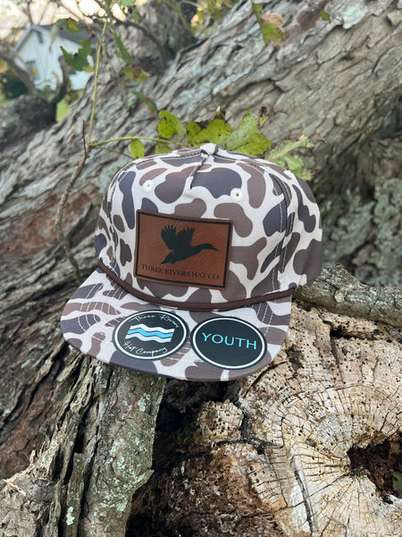 KIDS - Duck Silhouette - Camo Rope Hat: Mossy Oak Bottomland