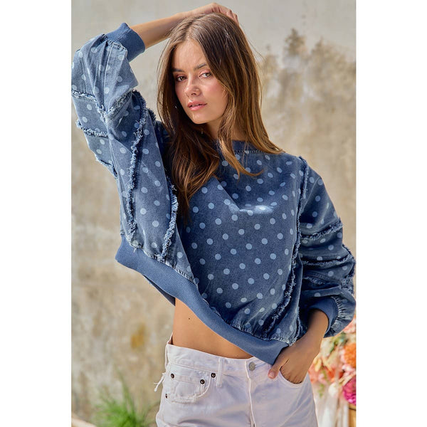 POLKA DOT PRINTED WASHED DENIM FRAYED EDGE DETAIL TOP: