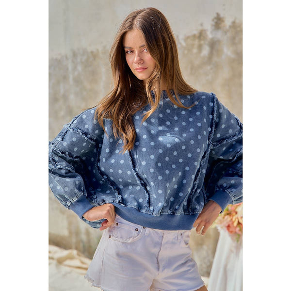 POLKA DOT PRINTED WASHED DENIM FRAYED EDGE DETAIL TOP: